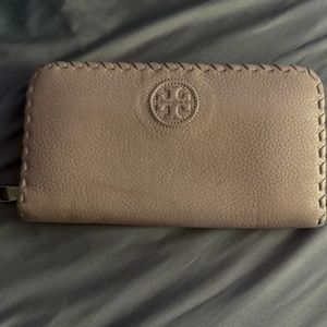 Torry Burch Leather Wallet (Large)
